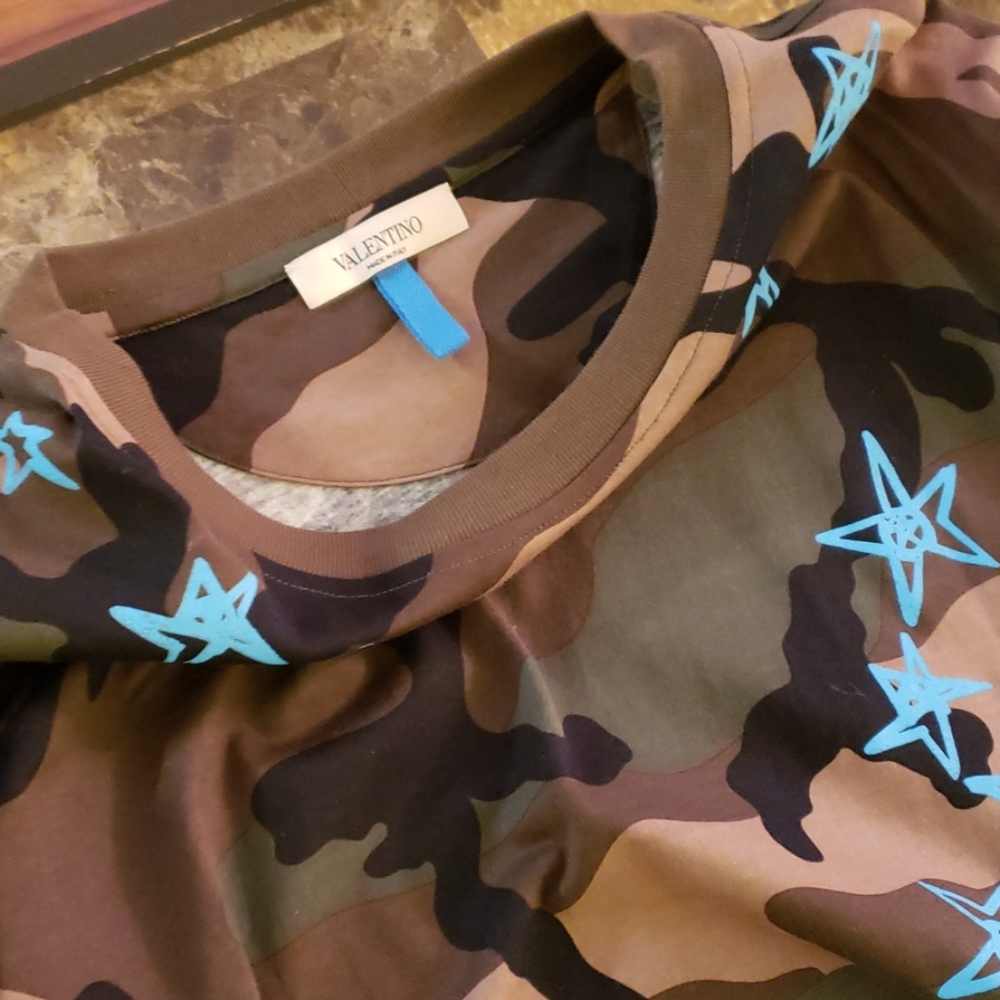 VALENTINO men's shirt Zandra Rhodes collaboration.